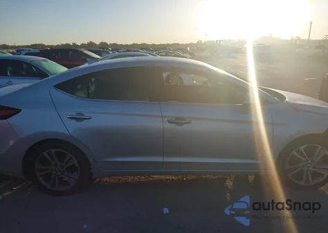 2017 Hyundai Elantra Limited из США, поврежденный, VIN 5NPD84LF5HH079455